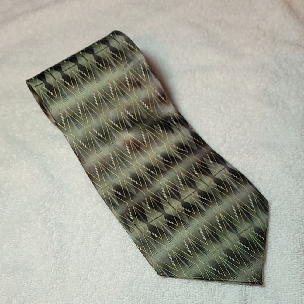 Croft and Barrow all silk men's neck tie